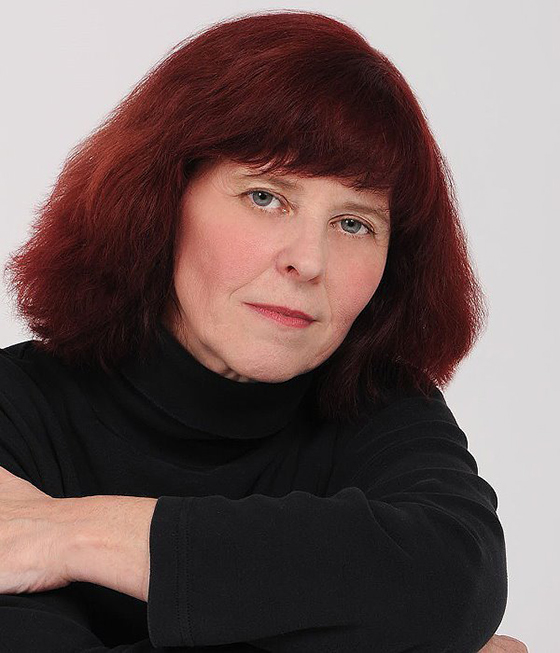 Photo of Juliana Hall