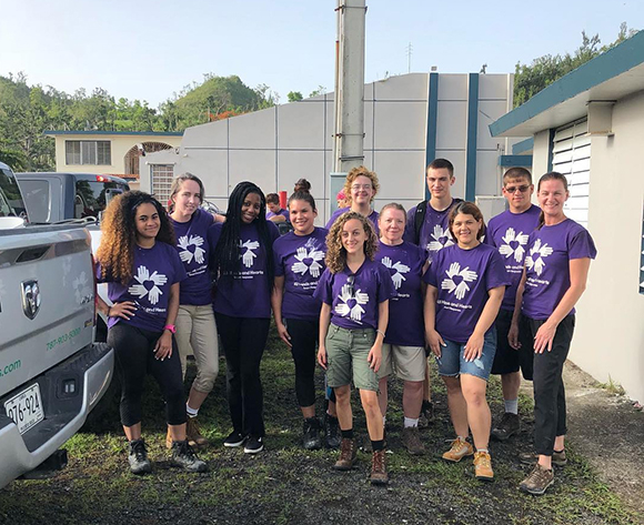 Photo of students in Puerto Rico