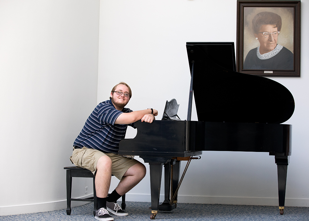 Test Joshua Barkley '21