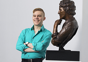 Daniel Mertzluffts '15