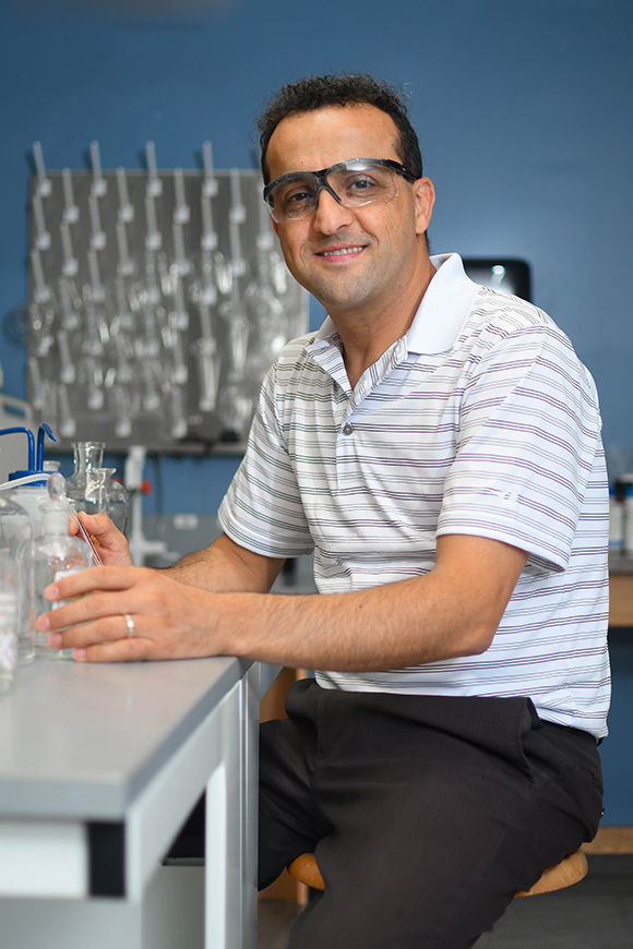 SUNY Potsdam Chemistry Professor Publishes Research With