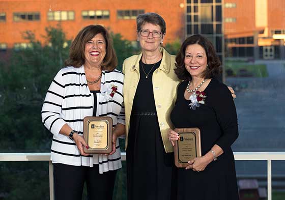Photo of President Esterberg with Joyce Barnholt Yianoukos and Joyce “Jackie” Tantillo Aab